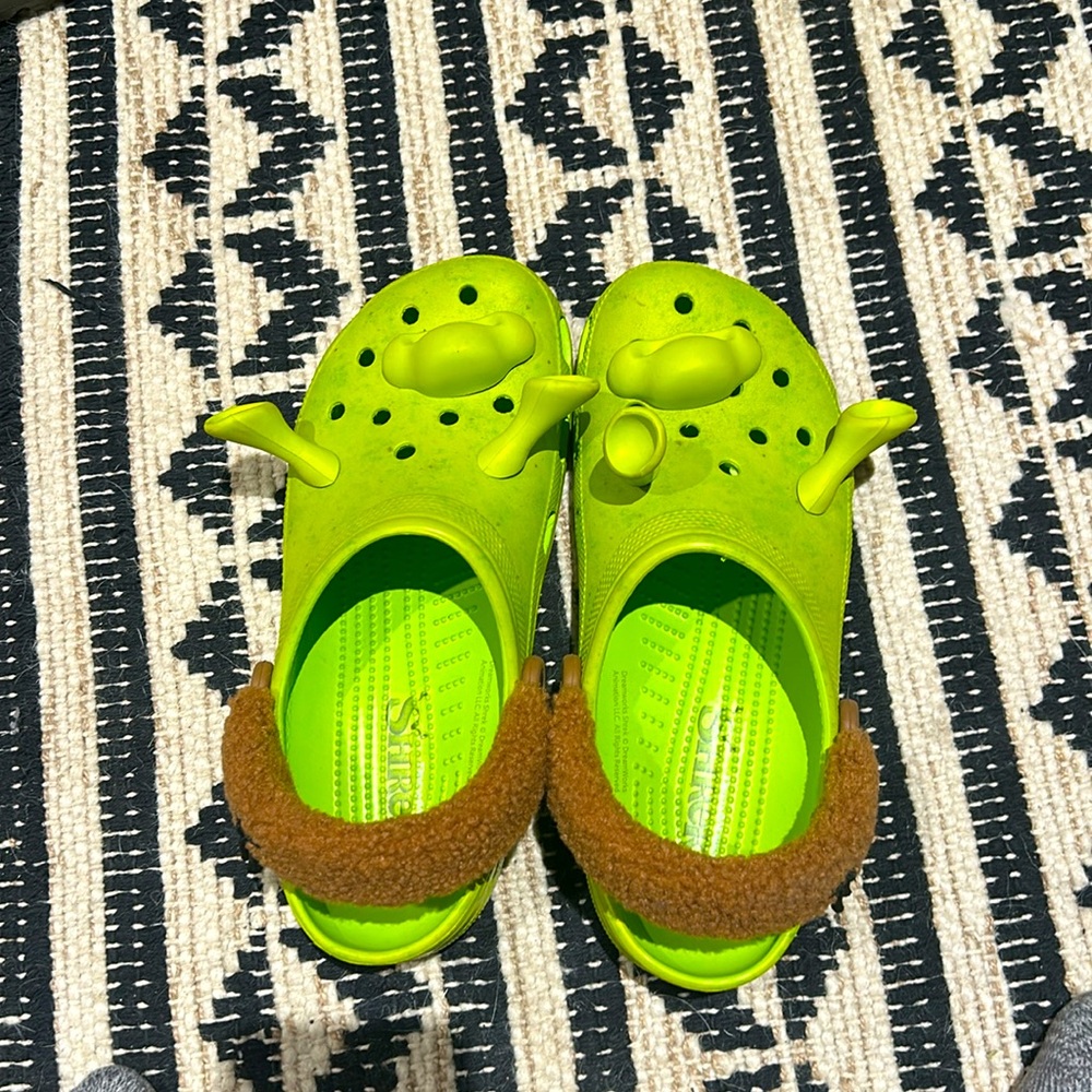 Shrek crocs!